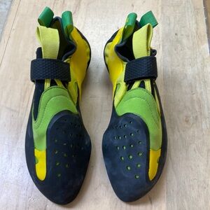 Ocun Men’s Climbing Shoes.  Size 14.